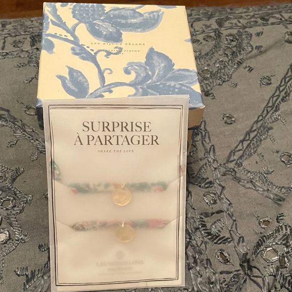 Sezane Green and Floral Tie On Bracelets with Gold Medallions - Picture 3 of 6